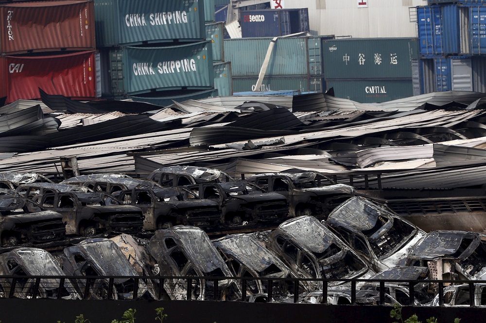 Близо 15 000 нови коли са изгорели в Китай
