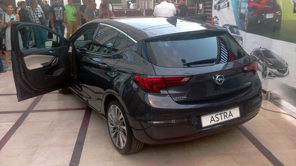 Новият Opel Astra пристигна в България