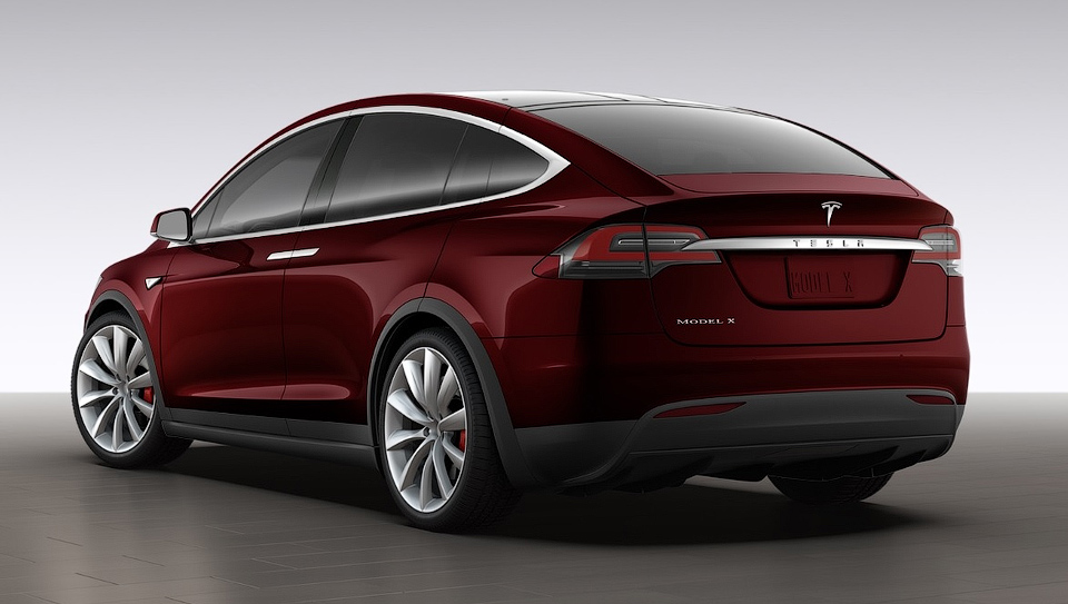 Tesla най-после разкри Model X
