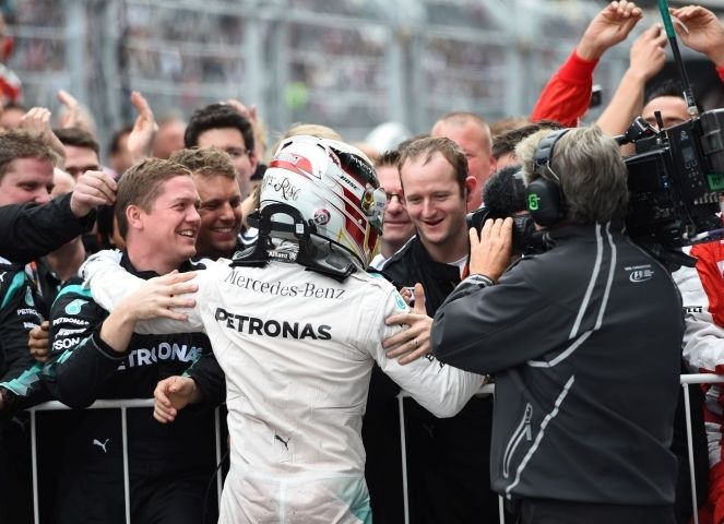 Mercedes-AMG официално е шампион във Формула 1