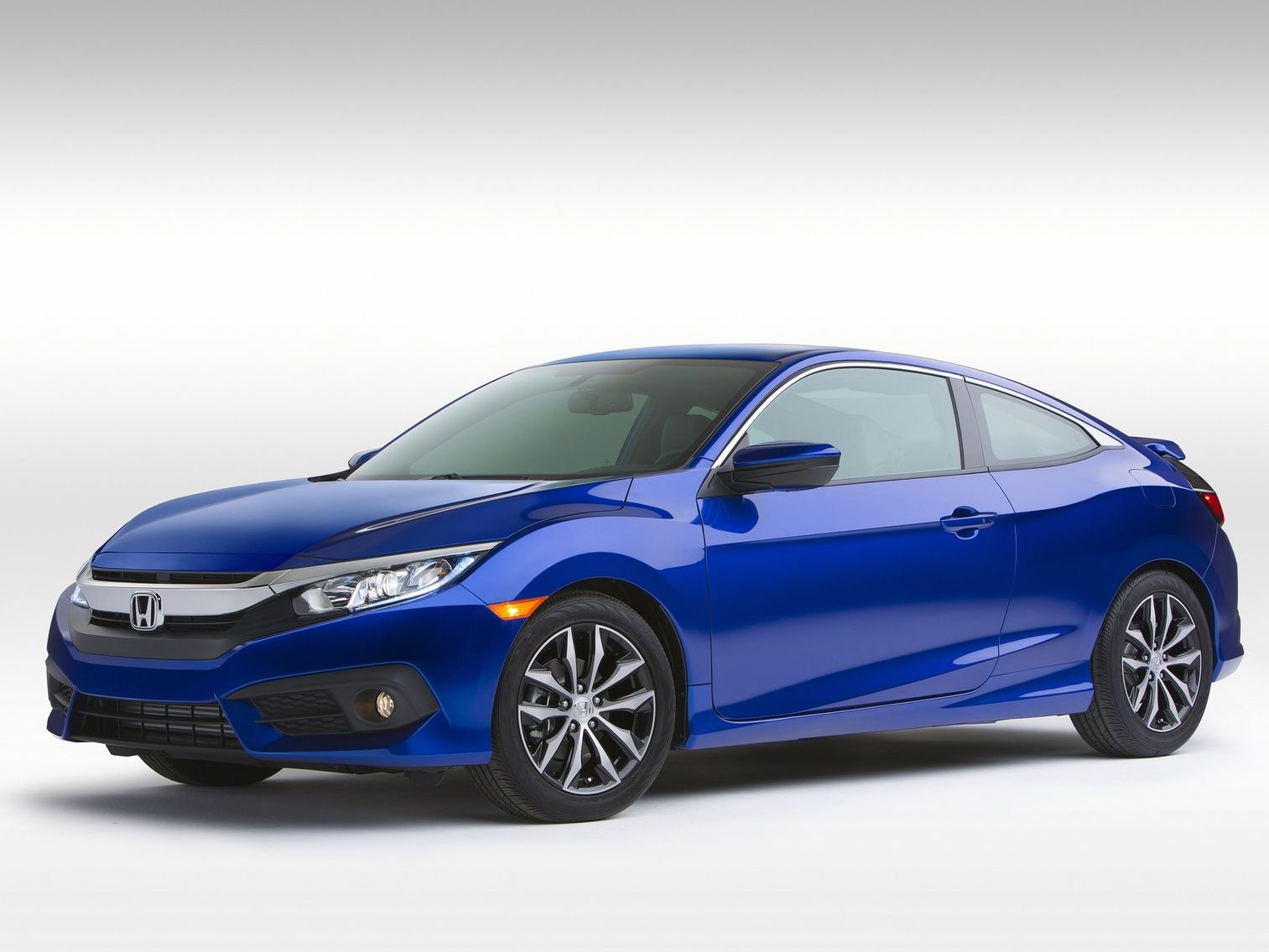 Honda показа новата Civic Coupe