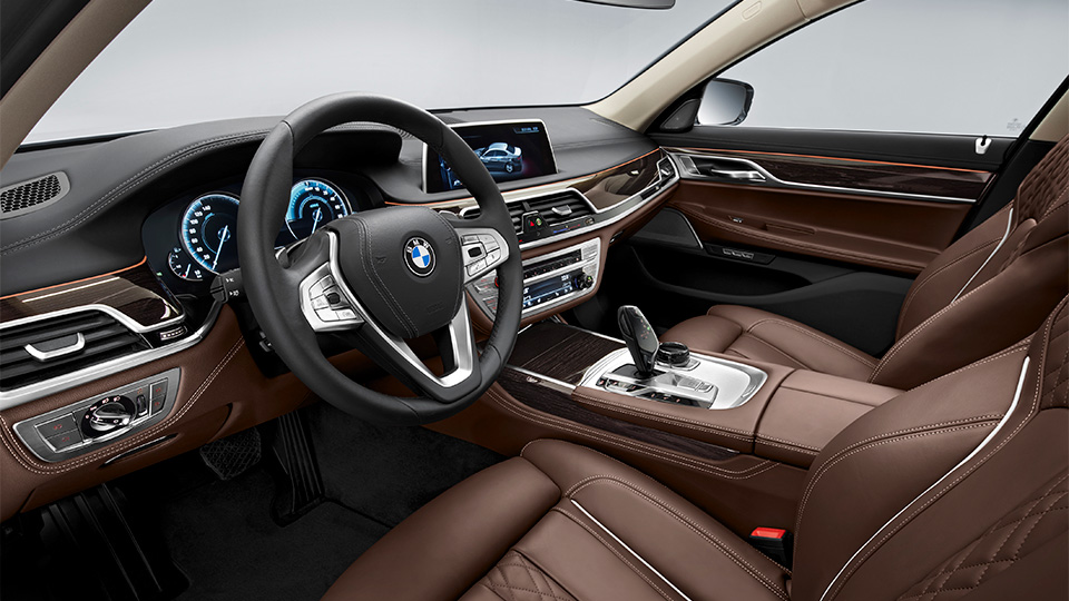 BMW 7-Series с разход 2,1 л/100 км постави началото на нов бранд