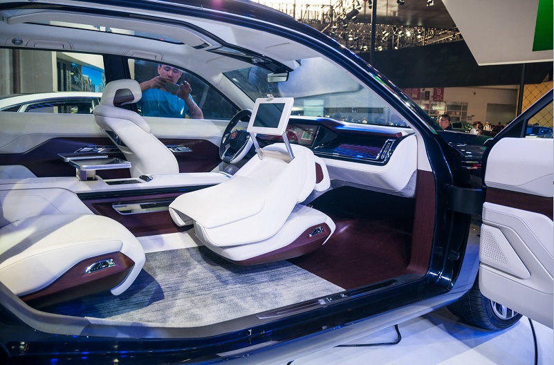 Audi Q5 навлече китайски дрешки
