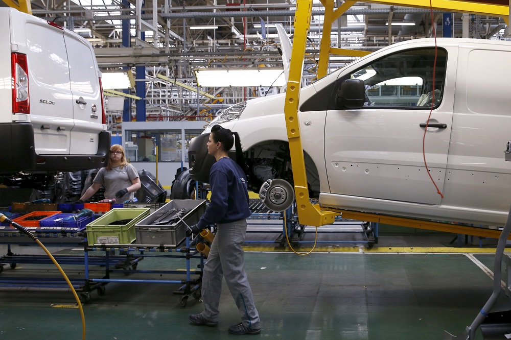 Франция продава своя дял в PSA Peugeot Citroen