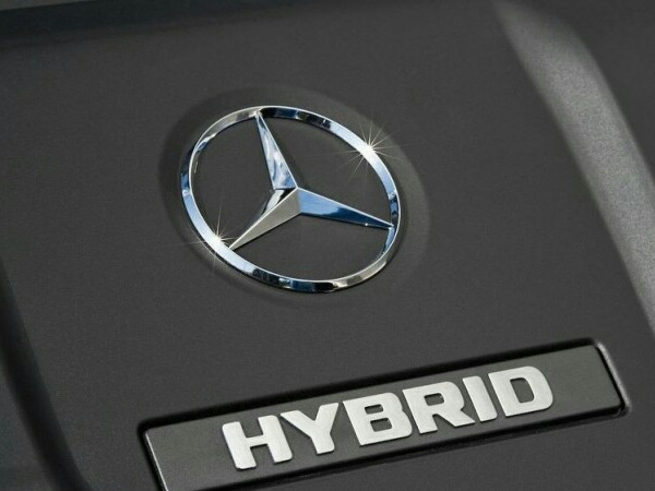 Mercedes-Benz ще предложи два нови хибрида