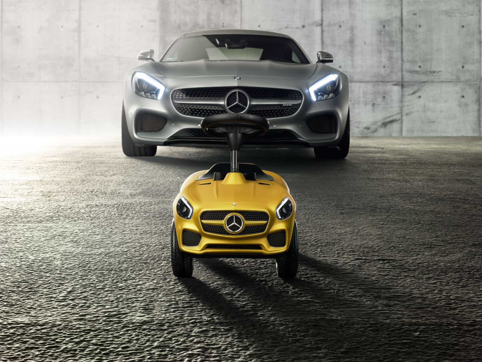 И Mercedes-AMG представи детска кола