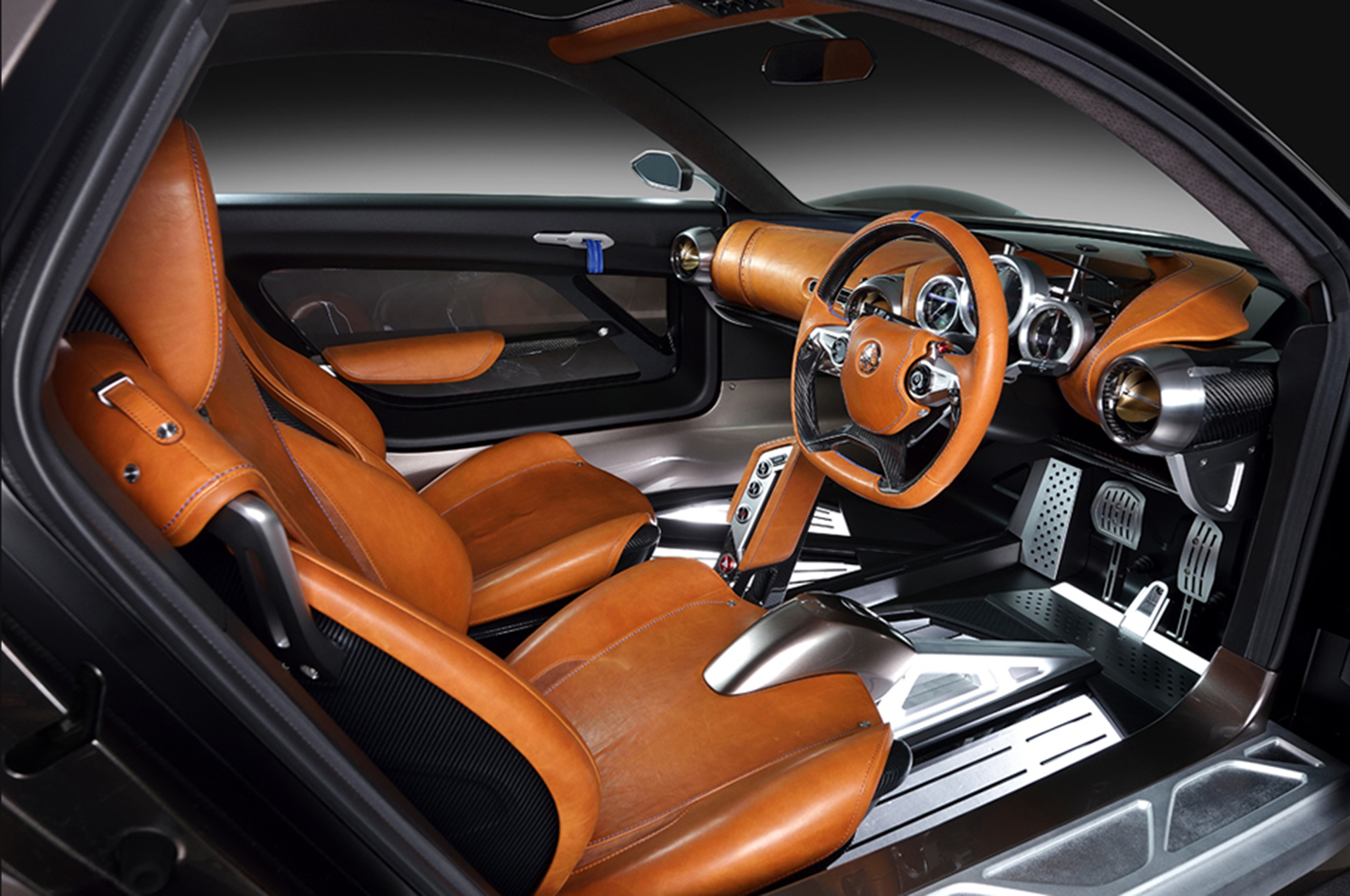 Yamaha работи по първия си собствен автомобил Yamaha работи по първия си собствен автомобил