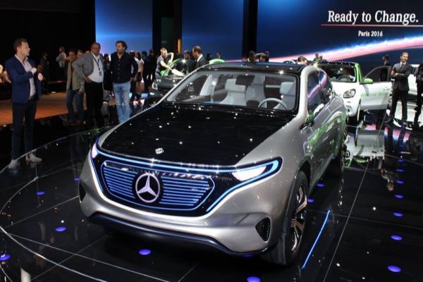 Mercedes влага 10 милиарда евро в електромобили