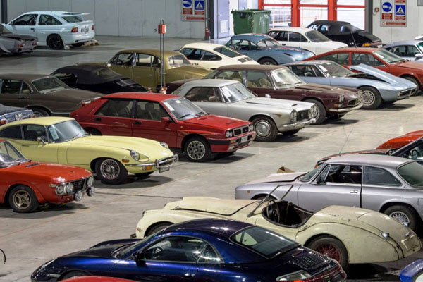 Аукцион събра 51 милиона евро от спортни коли