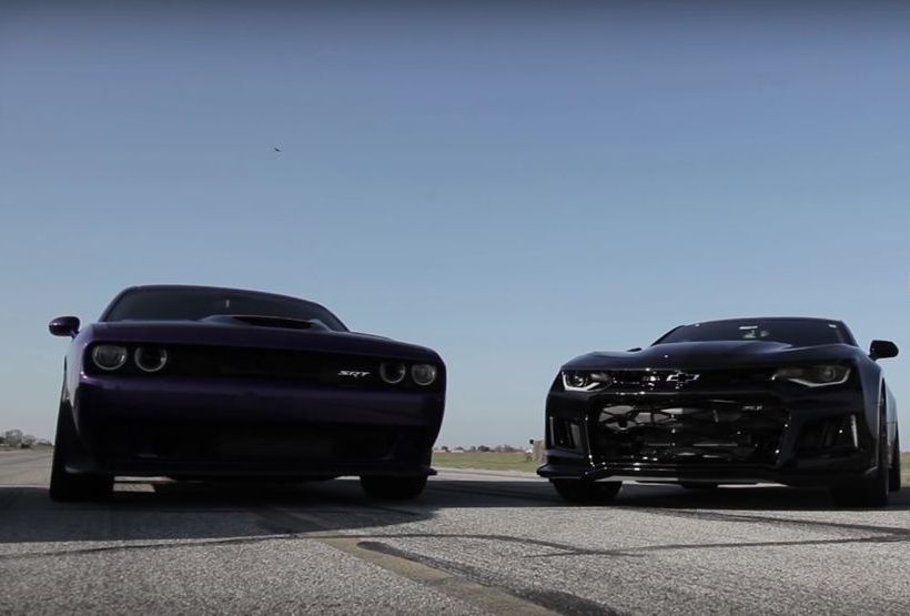 Chevrolet Camaro ZL1 и Dodge Hellcat в директен спор (Видео)