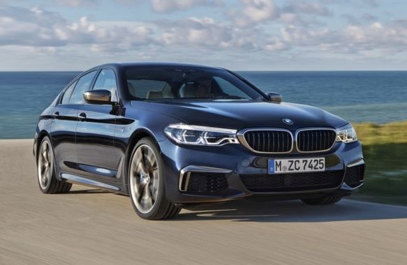 Новото BMW M5 ще си съперничи със суперколите