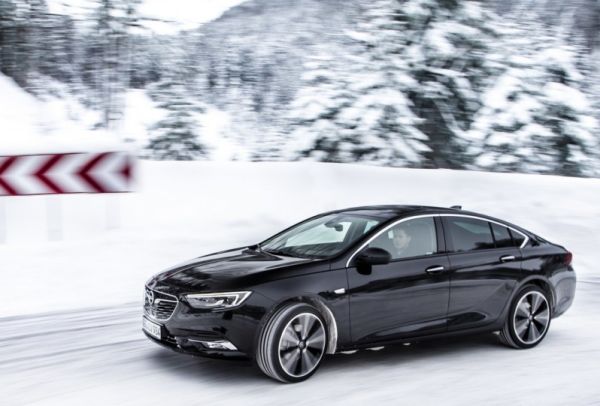 Opel обяви цените на новата Insignia