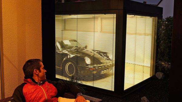 Фен на Porsche построи стая за любимото си 911