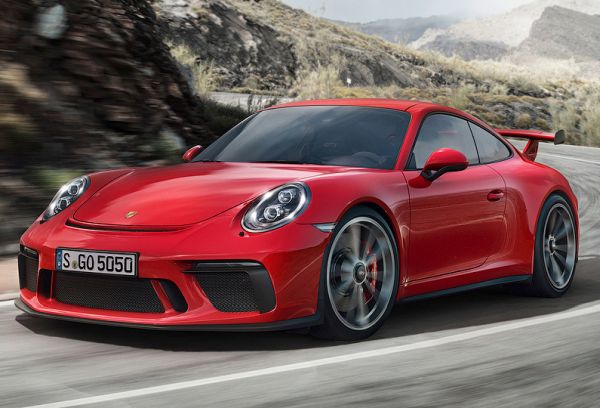 Новото Porsche 911 GT3 се върна към механичните скорости
