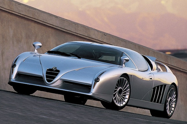 Суперавтомобилът на Alfa Romeo, който така и не видяхме