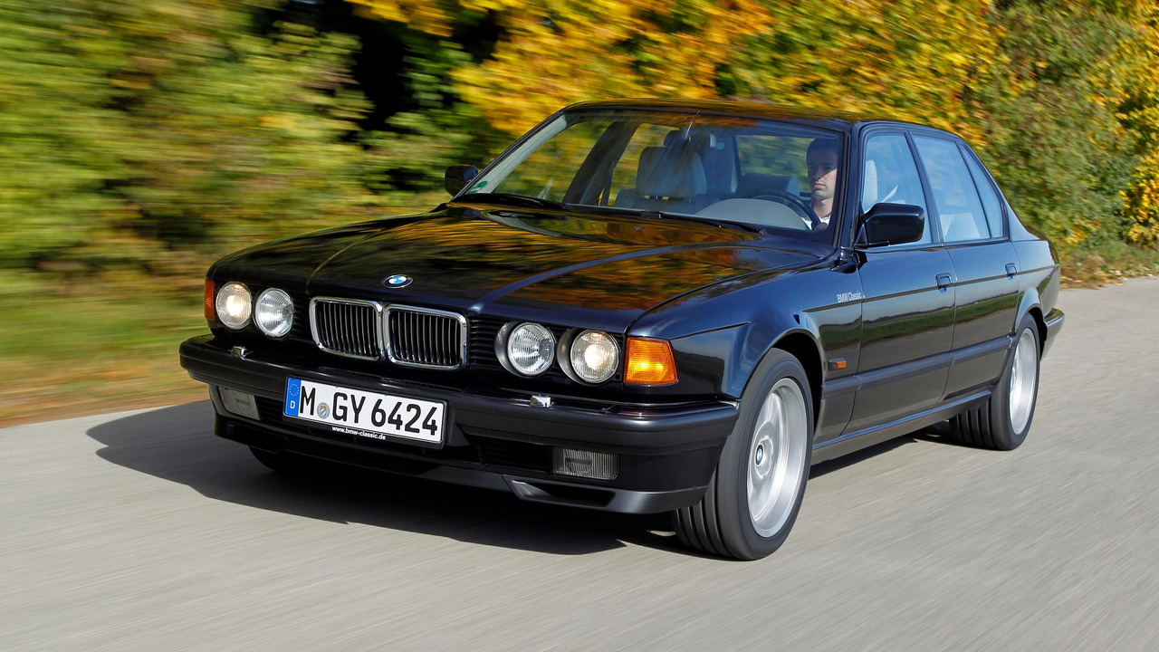 BMW ще покаже 12 класически модела на Techno Classica