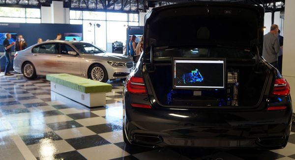 BMW стартира изпитания на автономни автомобили