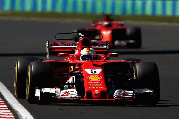 Двойна победа на Ferrari в Унгария