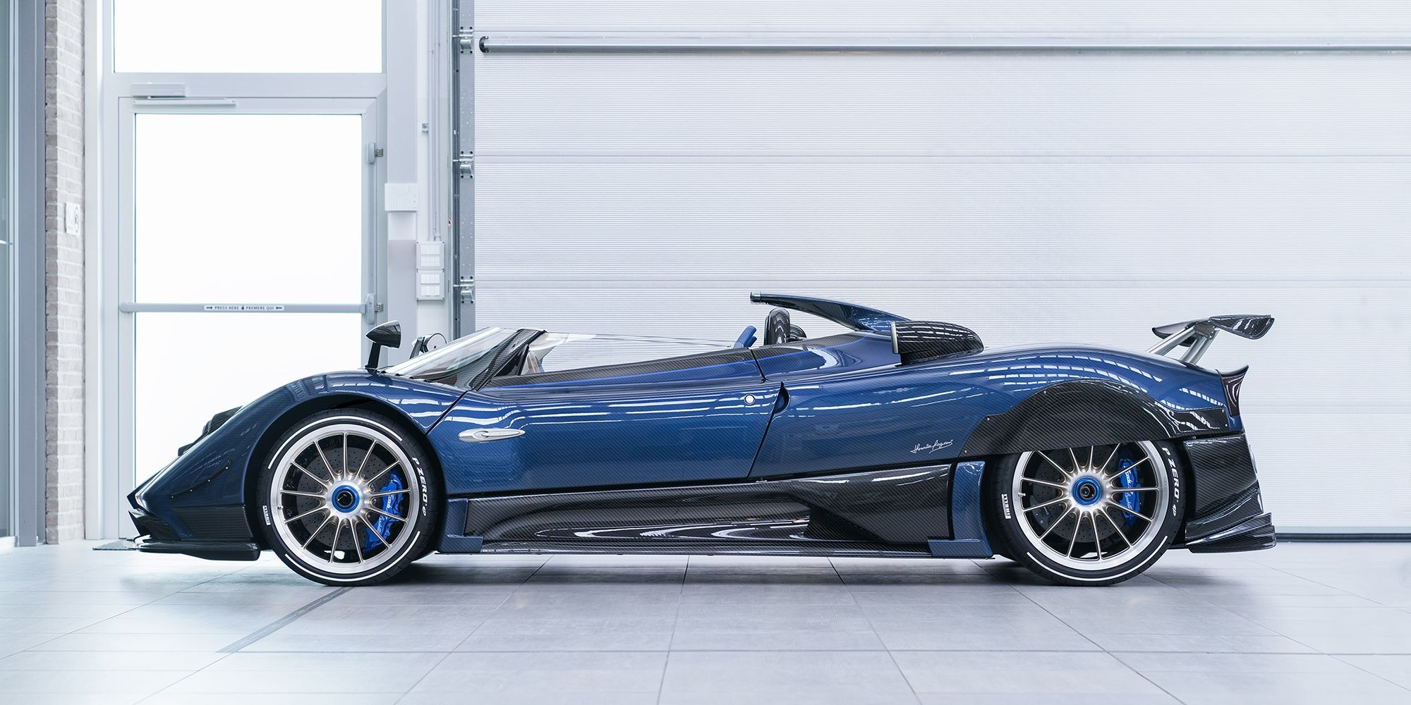 Новото Pagani Zonda HP Barchetta щяло да струва 15 млн. долара Новото Pagani Zonda HP Barchetta щяло да струва 15 млн. долара