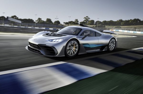 Формула 1 на пътя - Mercedes-AMG представи хиперколата си