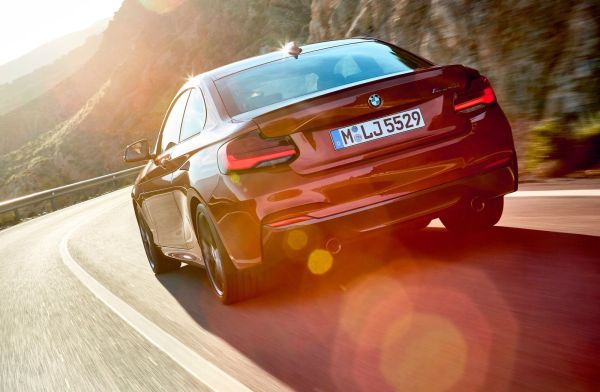 BMW увеличава мощността на новото M5