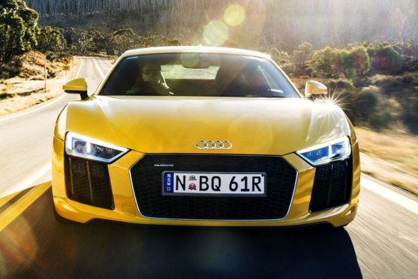 Audi подготвя достъпна версия на R8