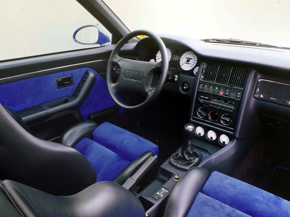 Audi RS2: Първото супер комби в света