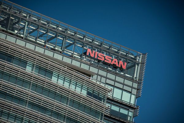 Nissan спира и 6-те си завода в Япония за 2 седмици