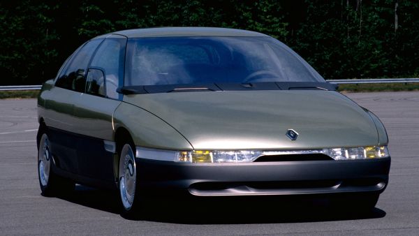 Как Renault изпревари бъдещето преди 30 години