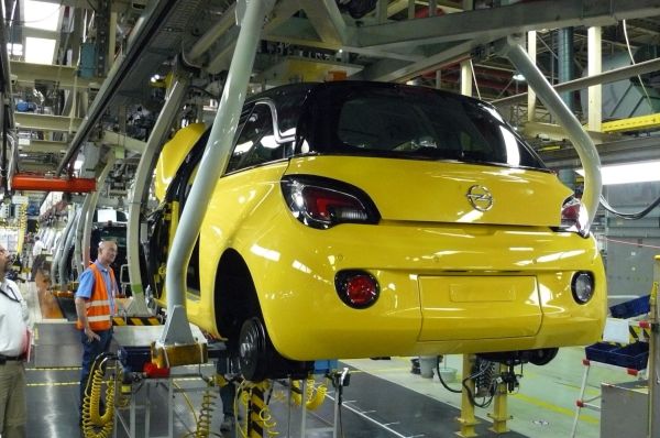 PSA ще закрие поне 5 завода заради придобиването на Opel