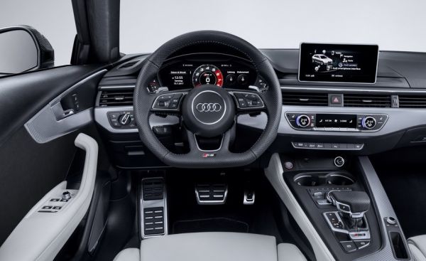 Audi RS4 Avant излиза на пазара срещу 79 800 евро