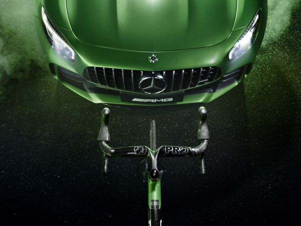 Mercedes направи колело на цената на Dacia Logan