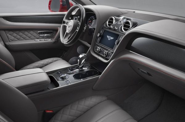 Bentley показа Bentayga с V8 двигател