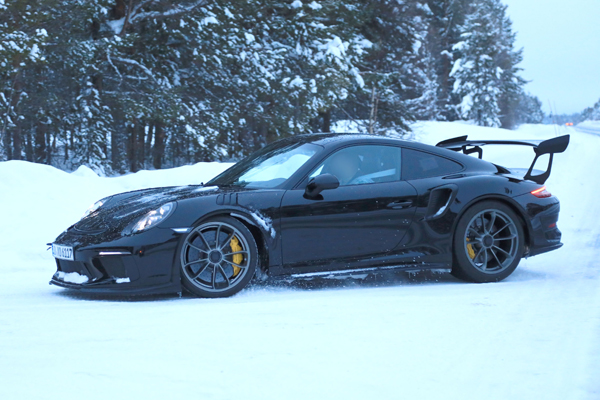 Вижте новото Porsche 911 GT3 RS