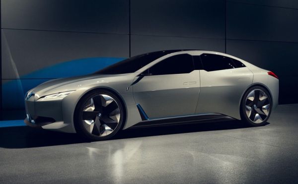 BMW потвърди пускането на трети електрически модел