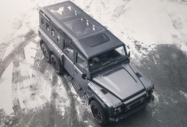 Британско ателие направи уникален Land Rover Defender
