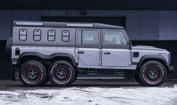 Британско ателие направи уникален Land Rover Defender