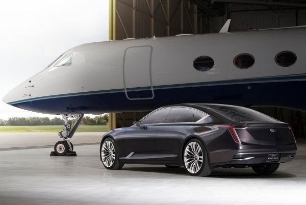Новият суперлуксозен седан на Cadillac ще е на пазара през 2021 г.