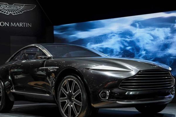 Първият SUV на Aston Martin само с бензинови двигатели