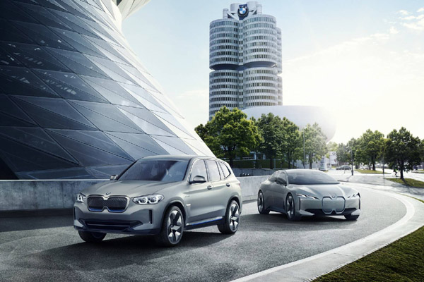 Концептуалният BMW iX3 дебютира в Пекин