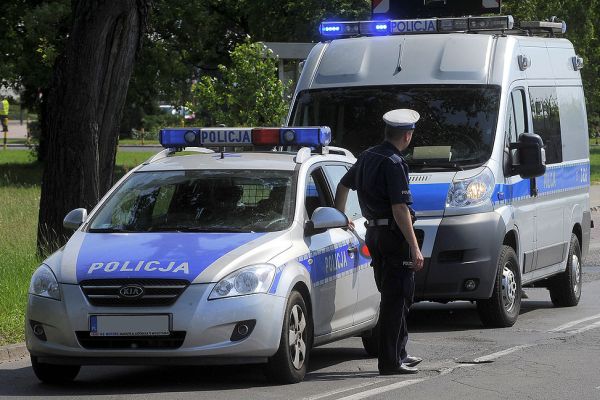 Полските полицаи спряха да глобяват шофьорите