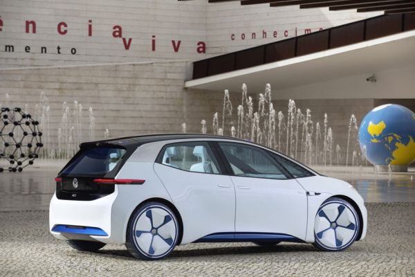 Volkswagen няма да променя дизайна на първия си електромобил