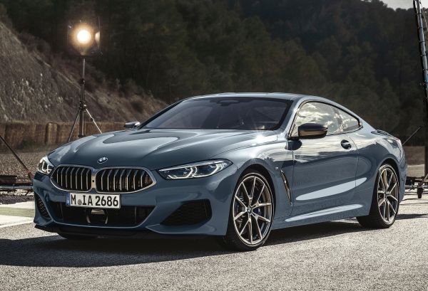 BMW представи серийното 8-Series (ВИДЕО)