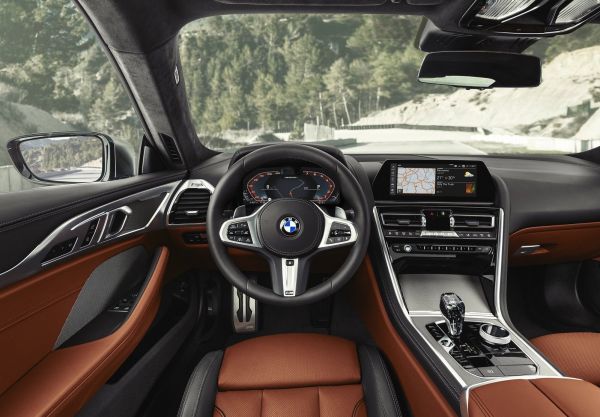 BMW представи серийното 8-Series (ВИДЕО)