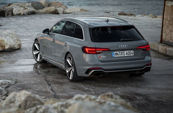 В Audi излъгали за мощността на RS4 Avant (ВИДЕО)