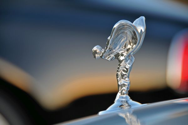 Необикновената история на Rolls-Royce (ВИДЕО)