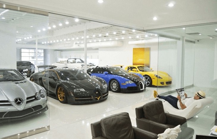 Най-якият гараж с хиперавтомобили в света (ВИДЕО)
