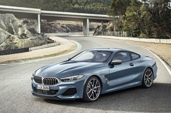 BMW остави новата 8-Series без V12 мотор