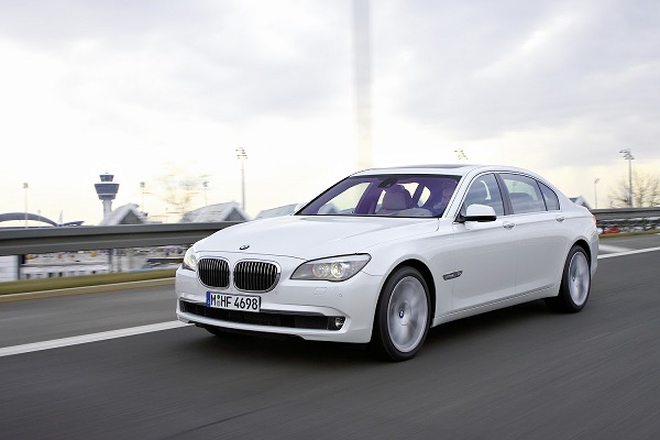 BMW откри проблем с един от двигателите си, изтегля… 3 автомобила