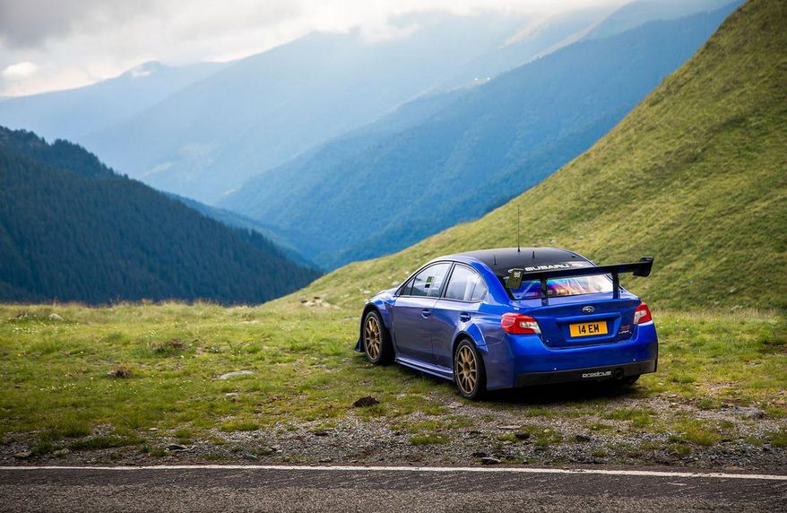 Subaru WRX постави рекорд на „най-добрия път в света“ (ВИДЕО)